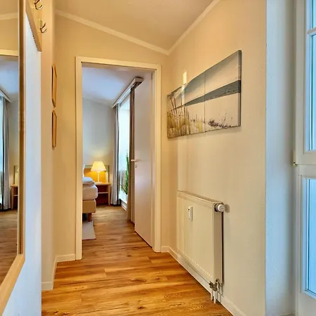 Apartment 388, Seepark *