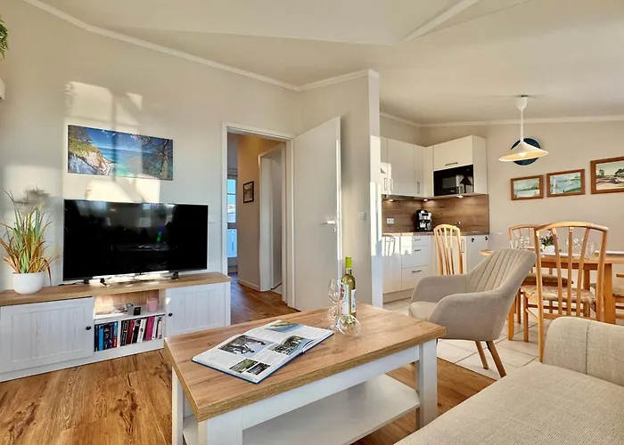 388, Seepark Зеллин